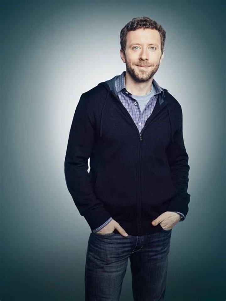 T.J. Thyne as Dr. Jack Hodgins in Bones Season 1 Bones tv show