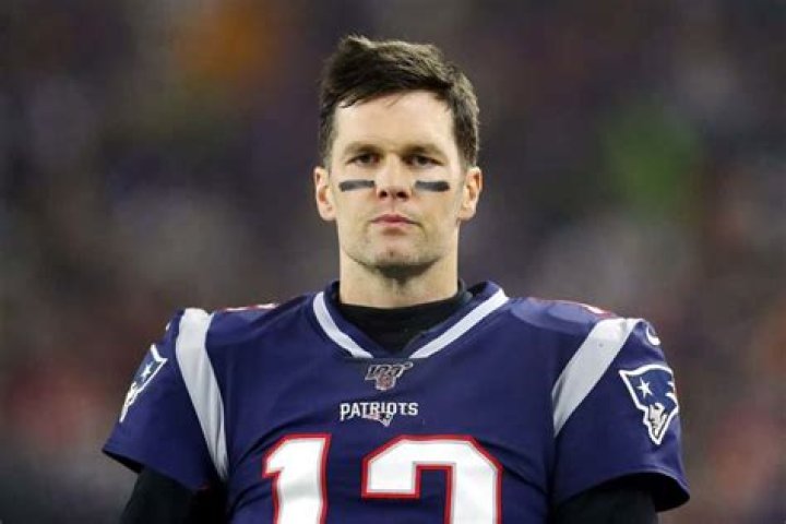 Tom Brady Wiki, Height, Weight, Age, Girlfriend, Family, Biography & More