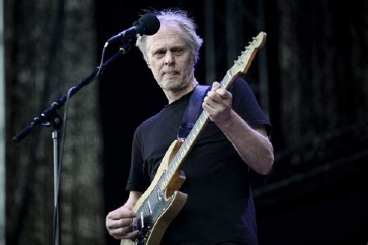 Tom Verlaine, Television frontman and hugely influential guitarist, dies at 73