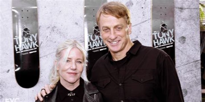 Tony Hawk Spouse Who Is Cathy Goodman? What's Cathy Goodman's Net