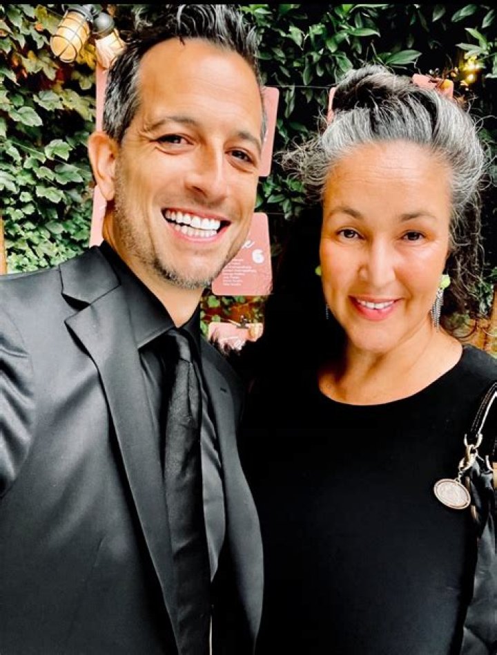 Tony Reali Bio, Age, Wife, Around The Horn, Salary, ESPN, Net Worth