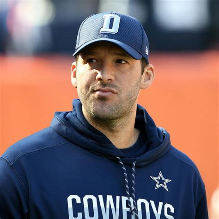 Tony Romo's Wife Candice Pregnant with Third Child! Photo 3860031 Candice Crawford, Pregnant