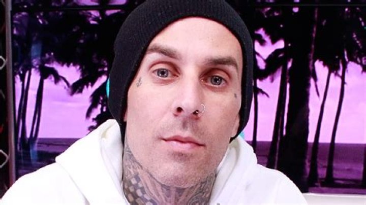 Travis Barker Biography Facts, Childhood, Family Life & Achievements