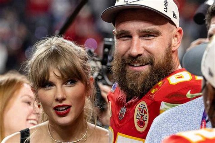 Travis Kelce Says Spending Time with His Brother Jason Is 'Priceless'