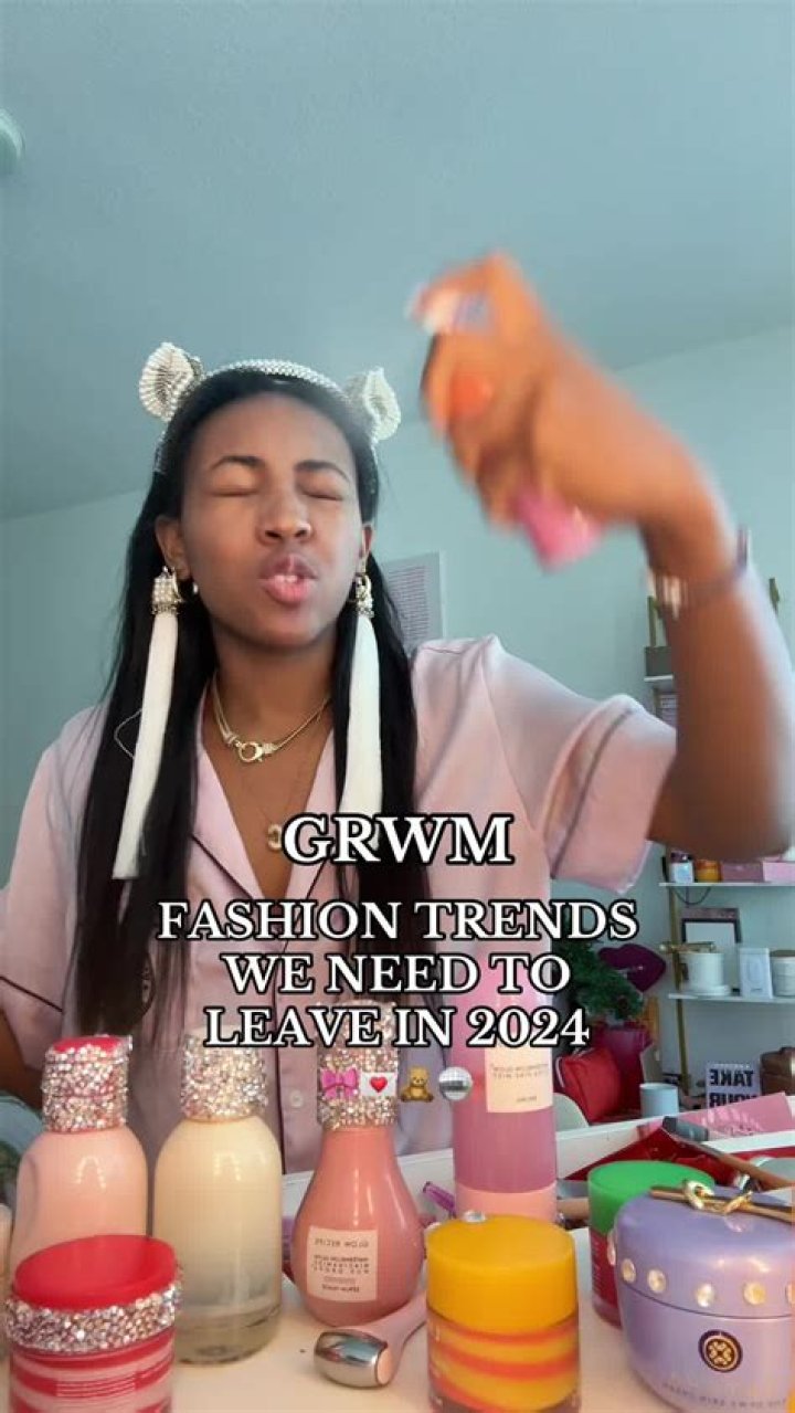 Trends We Need To Leave In 2023 Colonial High School 550