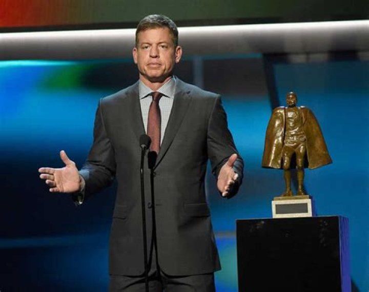 Troy Aikman Age, Net Worth, Height, Bio, Facts
