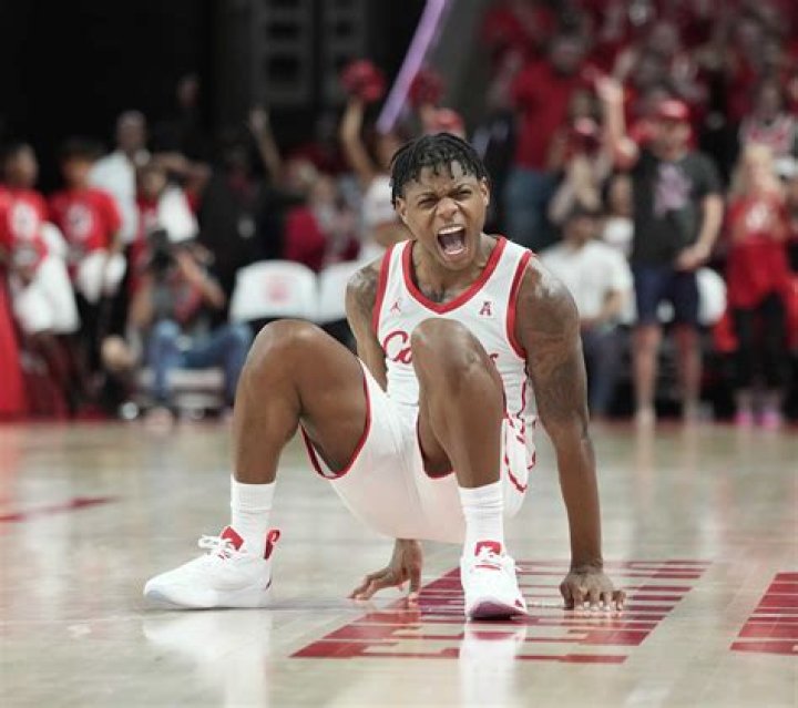 U of Houston Basketball Player Reggie Chaney Dead at 23 After Helping