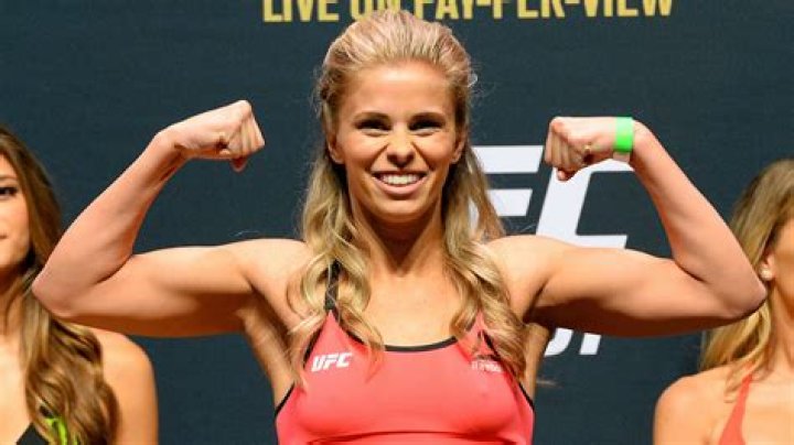 UFC Paige VanZant says more through Instagram posts than fighting
