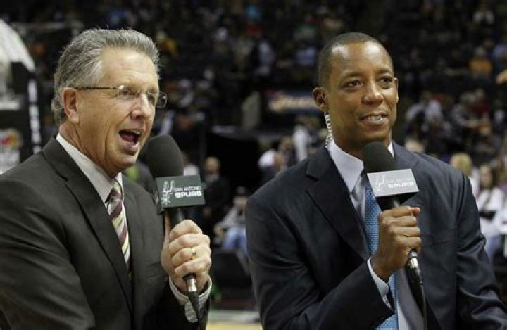 Undeniable chemistry fuels popularity of Spurs TV announcers San