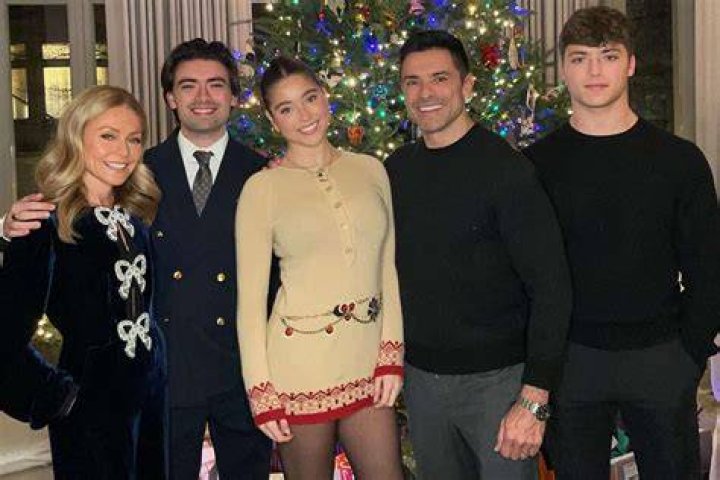 Unlocking The Secrets Of Joaquin Antonio Consuelos' Height