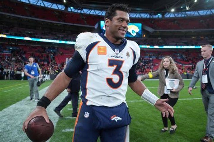Unraveling The Impact Of Russell Wilson On Twitter