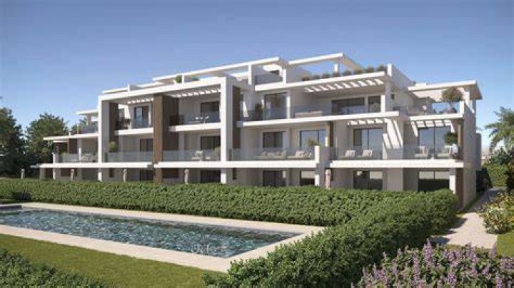 Unseen pics of Ambani&rsquo;s residence Anitilia