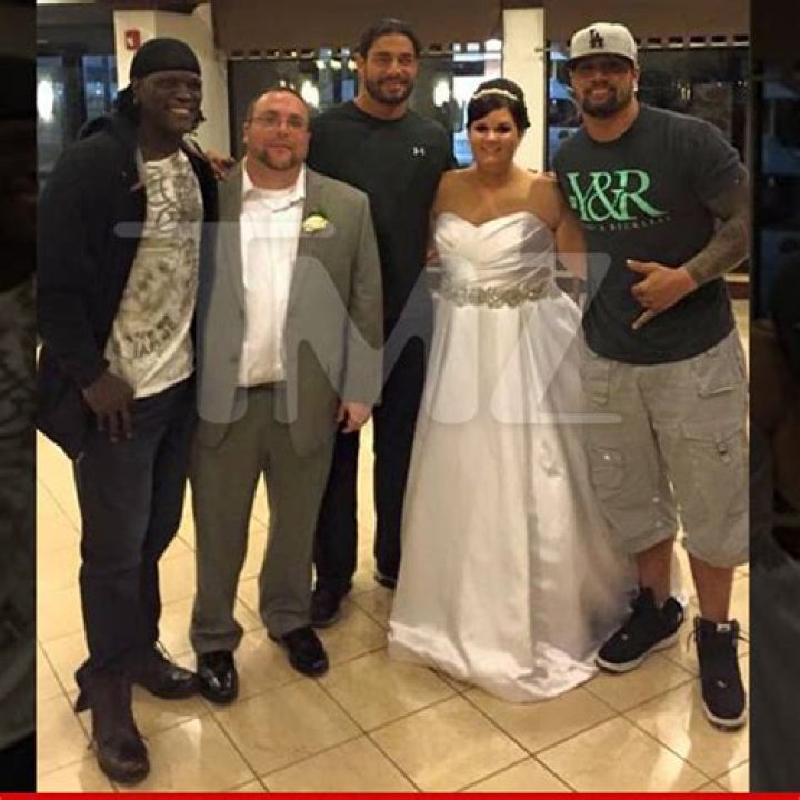 Unveiling The Mystery: Who Is Jay Uso Married To?