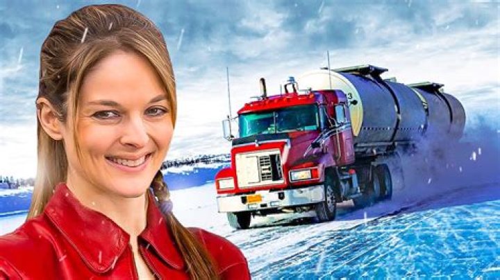Unveiling The Trailblazing Journey Of Lisa Kelly: A Trucker's Wiki Bio