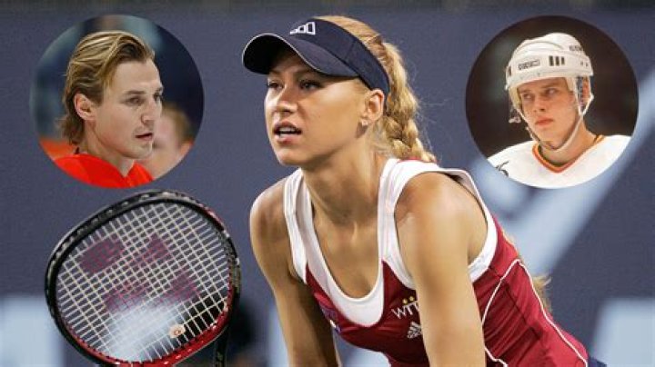 Vage Hintergrund Blockieren anna kournikova tennis outfits Fenster Mit