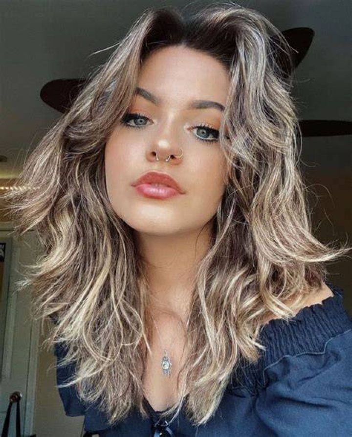 valerielepelch Haircuts for teenagers, Hair, Hair styles