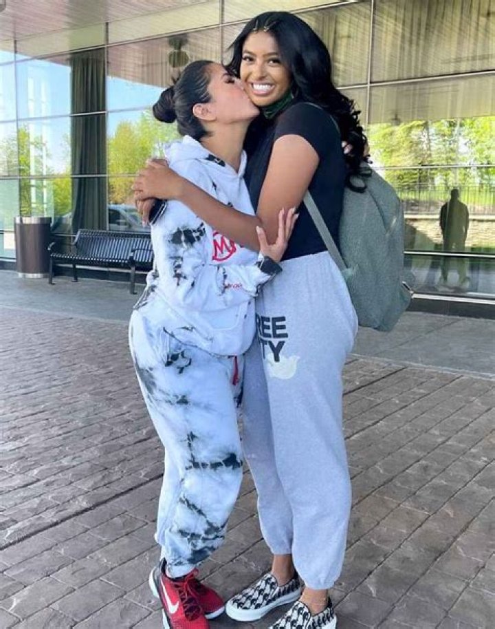 Vanessa Bryant Why Natalia Wasn't at Kobe's Hall of Fame Ceremony Us