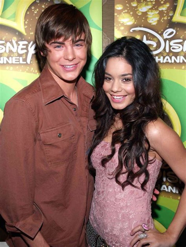 Vanessa Hudgens And Zac Efron don't talk anymore Girlfriend