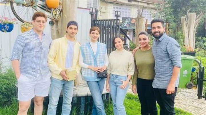Vedang Raina Parents Father Mother And Family Background Wealthy Peeps
