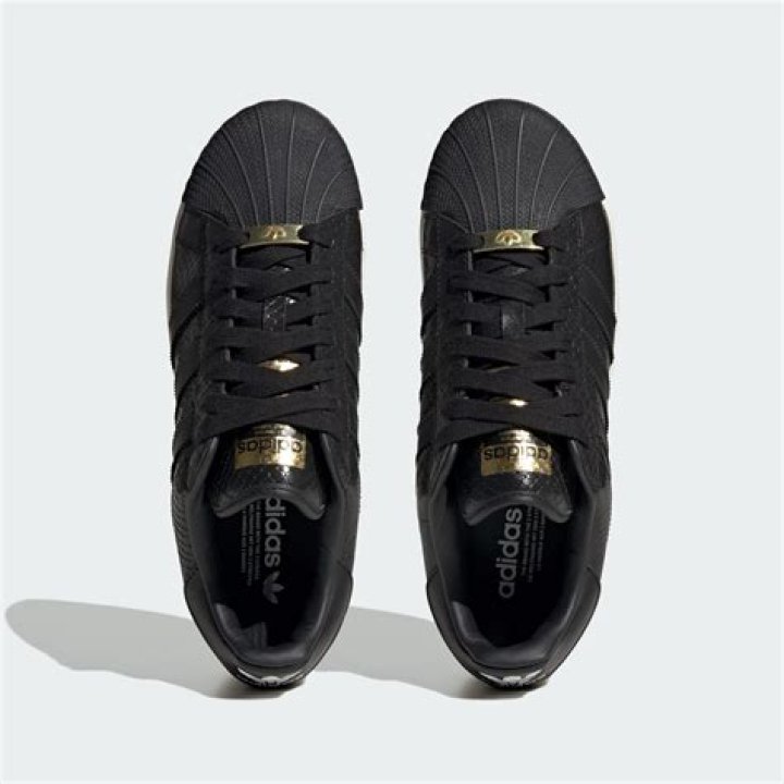victoria beckham adidas superstar black gold