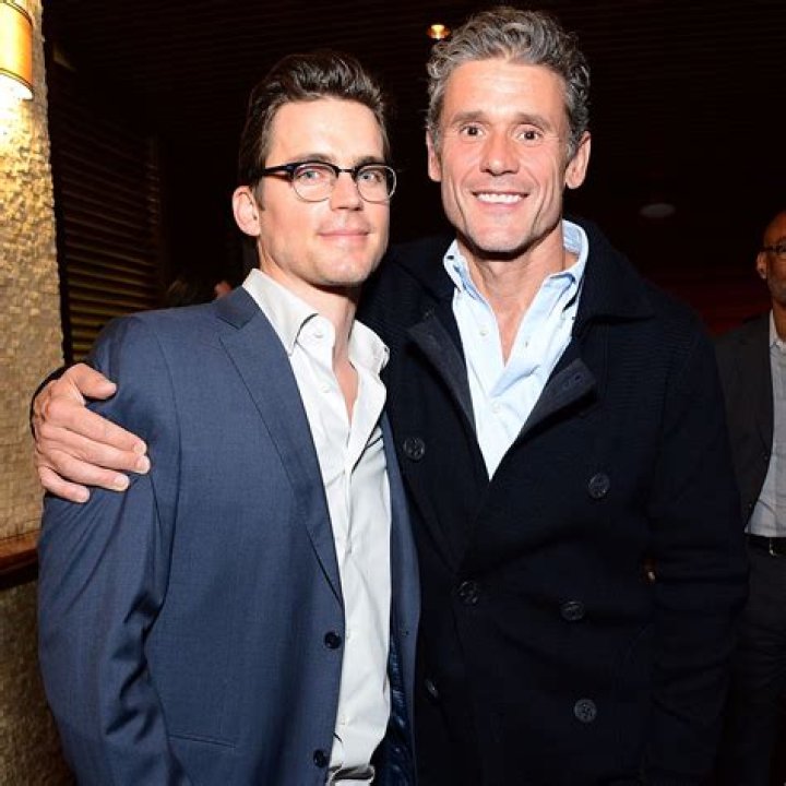VIDEO Simon Halls Matt Bomer's Partner/ Boyfriend (bio wiki)