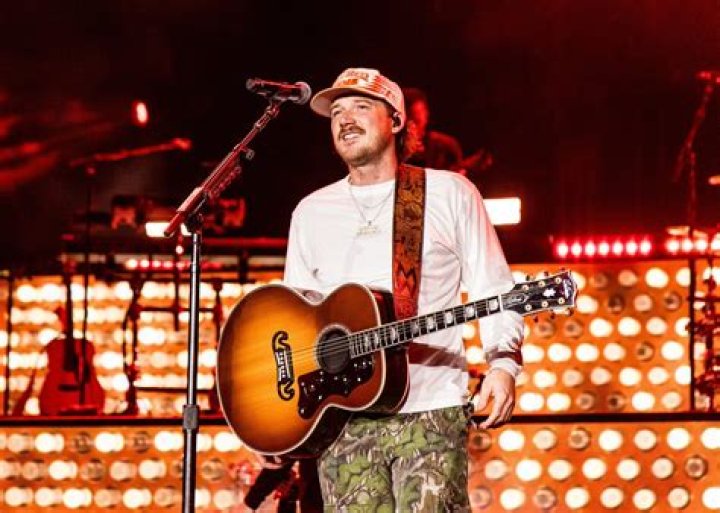 Wallen Hits 1 At Country Radio With &lsquo;Thought You Should Know