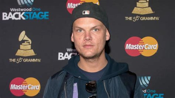 Watch Access Hollywood Interview Swedish DJ Avicii Dead At 28