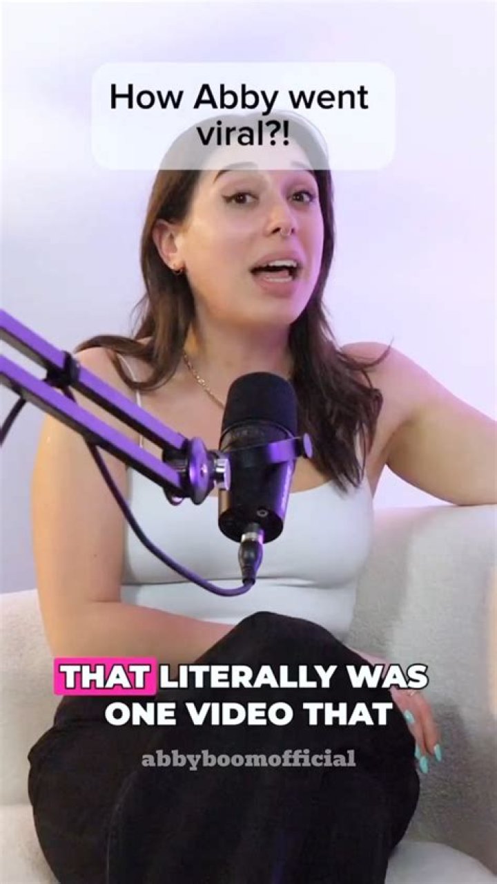 What Is Abby Boom Real Name? Age And Wikipedia