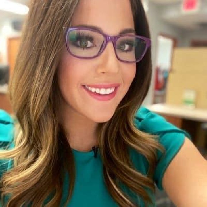Whitney Martin Bio, Wiki, Age, Height, Husband, WTVO and Net Worth
