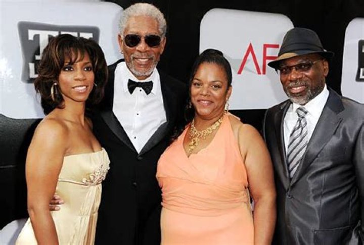 Who is Alfonso Freeman's wife Larcenia Letice?