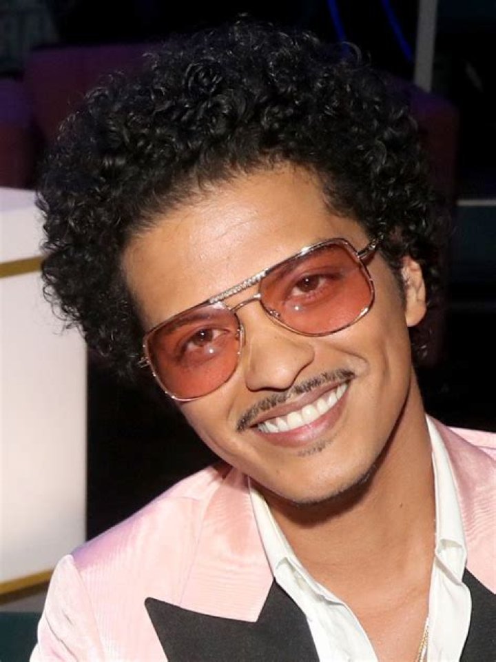 Who is Bruno Mars&rsquo; onoff girlfriend of 13 years, Jessica Caban? The
