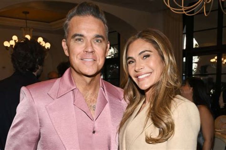 Who Is Elliot Williams Wife Eileen Yam Married Life And Kids