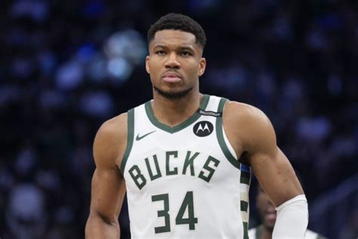 Who is Giannis Antetokounmpo's girlfriend Mariah Riddlesprigger? The