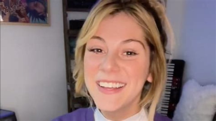 who is Jackie Miskanic? &lsquo;Victoria&rsquo;s Secret&rsquo; singer Jax Goes Viral on