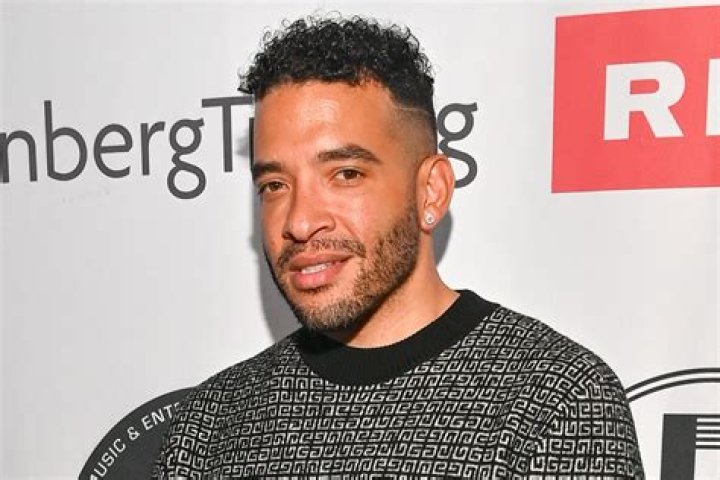 Who is Jason Lee's Wife Ceren Alkac? Her Age, Bio, Career