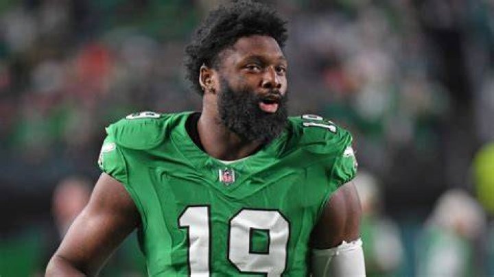Who is Josh Sweat brother? How many sacks does Josh Sweat have this