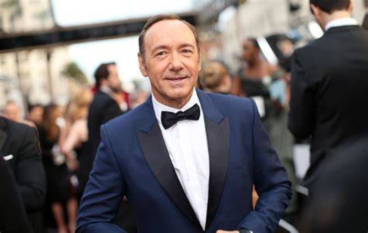 Who Is Kevin Spacey's Wife? Is Kevin Spacey Gay Or Married, Where Is He