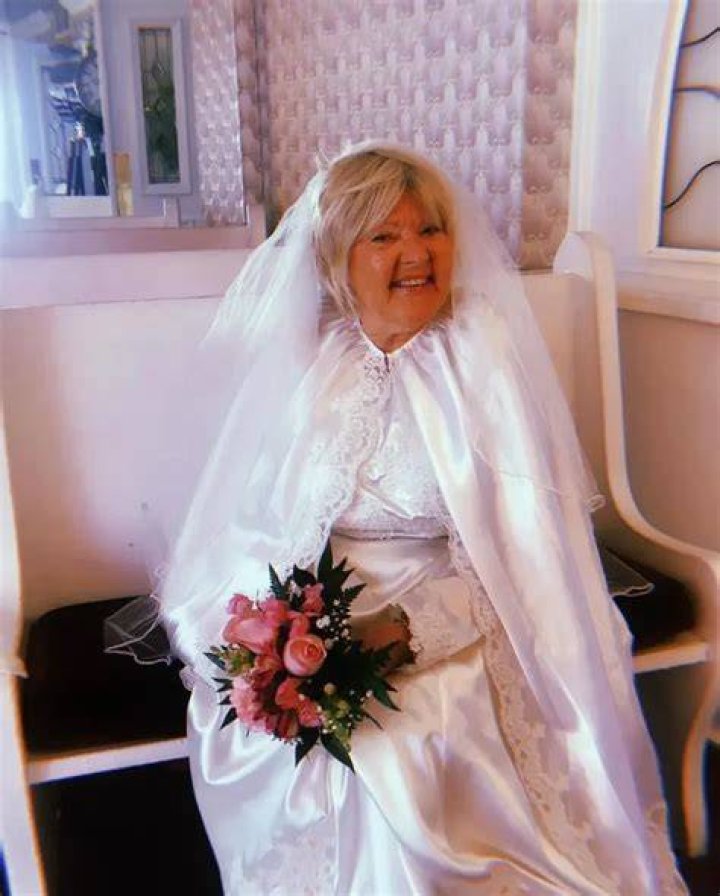 Who Is Lorraine Nash? All About Jason Nash's Mother OtakuKart
