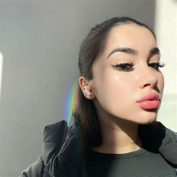 Who Is Lupu Wellness? Age, Height, Weight and Instagram Starsgab