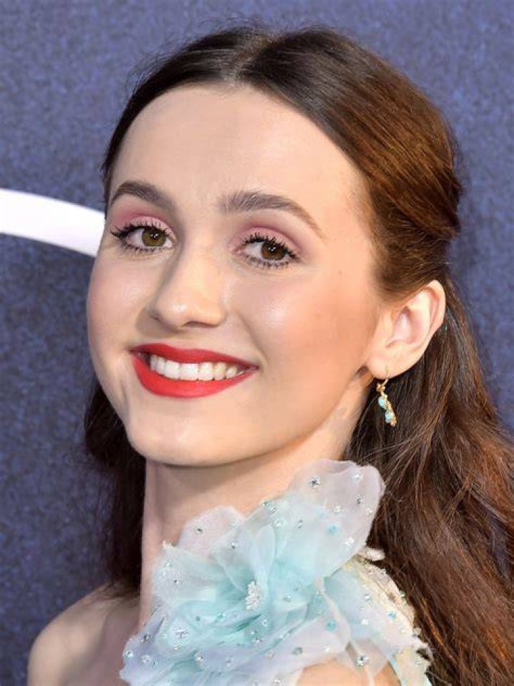 Who is Maude Apatow's boyfriend? The actress' relationships SarkariResult SarkariResult