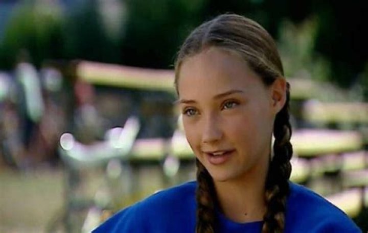 Who is Samantha Burton? Biography, age, net worth & other updates