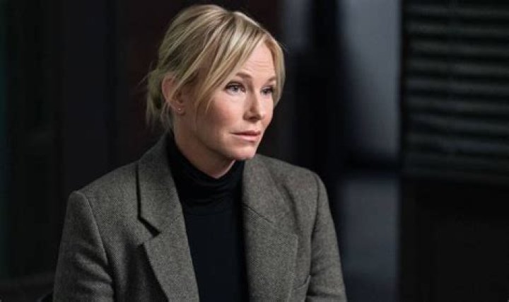 Why Did Kelli Giddish Leave SVU? What Happened to Amanda Rollins