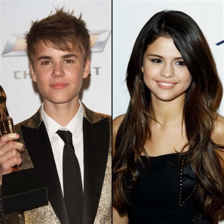 Why Did Selena Gomez and Justin Bieber Break Up? POPSUGAR Celebrity