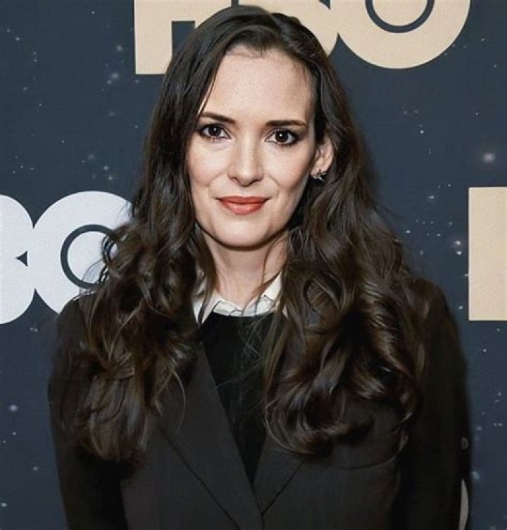 Winona Ryder Age, Net Worth, Boyfriend, Family, Siblings and Biography