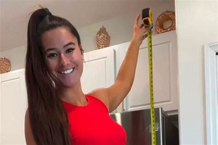 Woman who is 6ft2 makes &pound;80,000 a month on OnlyFans&hellip;