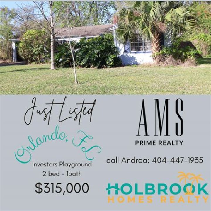 Yasmine Holbrook Realtor