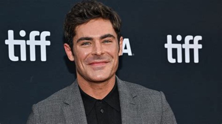 Zac Efron mais qui sont ces deux jeunes enfants avec qui il a pris la