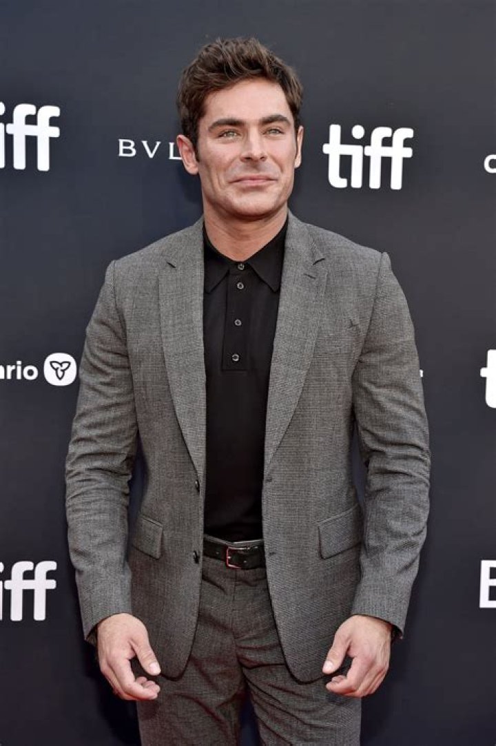 Zac Efron Takes His Younger Siblings to the Circus POPSUGAR Celebrity
