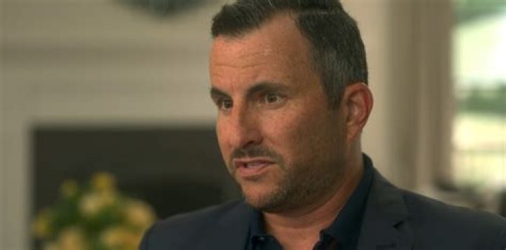 Zach Goldsmith Net Worth How Wealthy is The Agency Real Estate Agent?